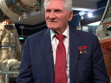 Борис Волынов отмечает 88-летие