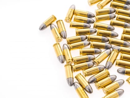 Изъяли огнемёты и гранаты: больше 100 человек задержаны по всей стране