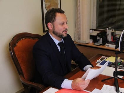 Павел Федяев поможет организовать новогодние спектакли для кузбасских детей