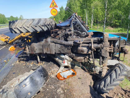 Трактор в хлам: пьяного водителя грузовика судили в Кузбассе