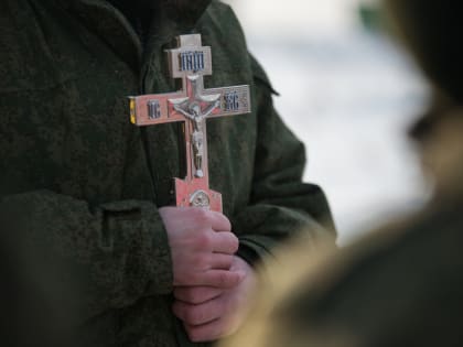 В Кузбассе священнослужитель, благословляя мобилизованных, заговорил о гробах