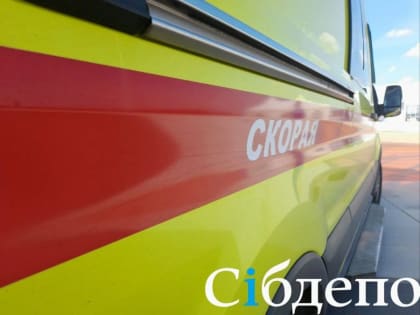 Автобус с рабочими перевернулся в Красноярском крае