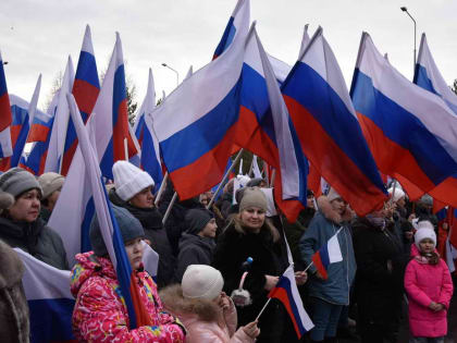 В Кузбассе сегодня прошли патриотические митинги-концерты «Своих не бросаем»