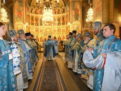 Епископ Новокузнецкий и Таштагольский Владимир принял участие в торжествах по случаю престольного праздника Знаменского кафедрального собора