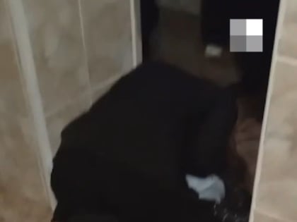 В Кузбассе усиленно заминают скандал с девочкой-тяжелоатлеткой, избившей сверстницу в школе (ВИДЕО)