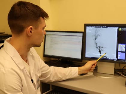 Сергей Цивилев: кузбасские врачи осваивают современный метод лечения пациентов с инсультом