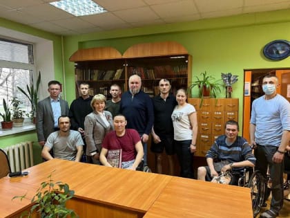 Сергей Цивилев навестил участников СВО из КуZбасса в госпитале им. Бурденко