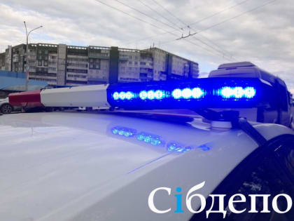 Россиянин напал с ножом на покупателей и персонал магазина