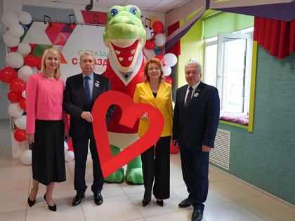 Юрий Скворцов: «Соцработники, оказывая поддержку и даря заботу людям, сохраняют нашу веру в справедливость и доброту»