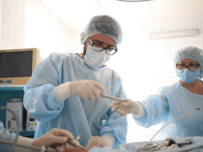 Спасли жизнь: опухоль весом в 6 кг удалили врачи из Кузбасса