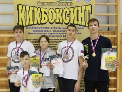 Новокузнецкие спортсмены заняли призовые места по кикбоксингу