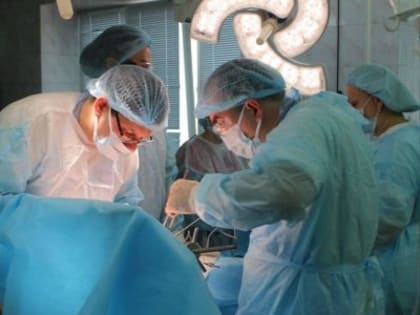 Опухоль размером с мяч удалили кузбасские врачи