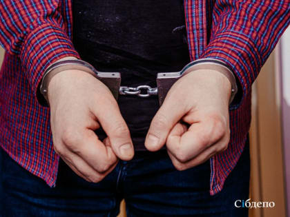 Салат из доставки заразил опасной инфекцией людей по всей России: заведено уголовное дело