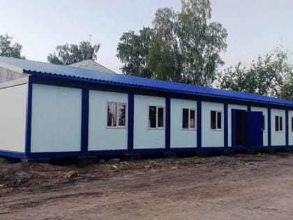 На поселке «Ключевой» после возведения здания врачебной амбулатории начались внутренние работы