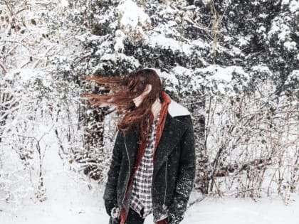 В Кемерове потерявшейся девочке пришлось ночевать на остановке