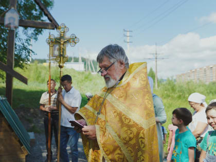 В г. Таштаголе состоялся крестный ход к роднику святых апостолов Петра и Павла