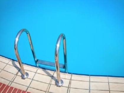 В Санкт-Петербурге пятилетний мальчик чуть не утонул в бассейне спа-отеля