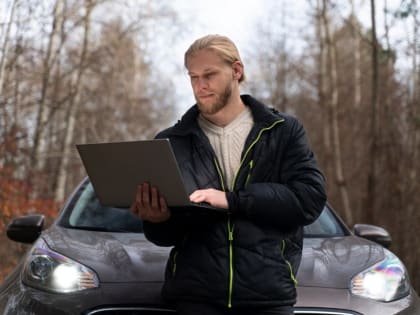 Кузбассовцы перестали гоняться за автомобилями и ушли в онлайн
