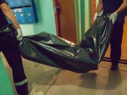 В Таштаголе обнаружили тело молодого мужчины