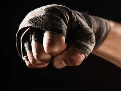 Прокопьевский спортсмен Артём Вахитов завоевал право выступать в UFC