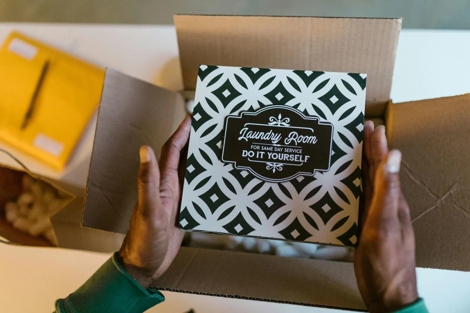 Types of Custom Boxes | A Go-To Guide for Every Brand Owner Types of Custom Boxes | A Go-To Guide for Every Brand Owner