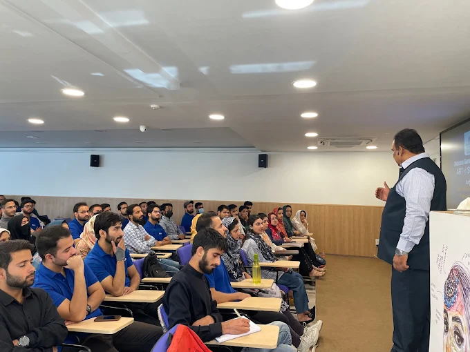 Waiting for a Vacancy Education, Aspiration and the Politics of Waiting in Kashmir