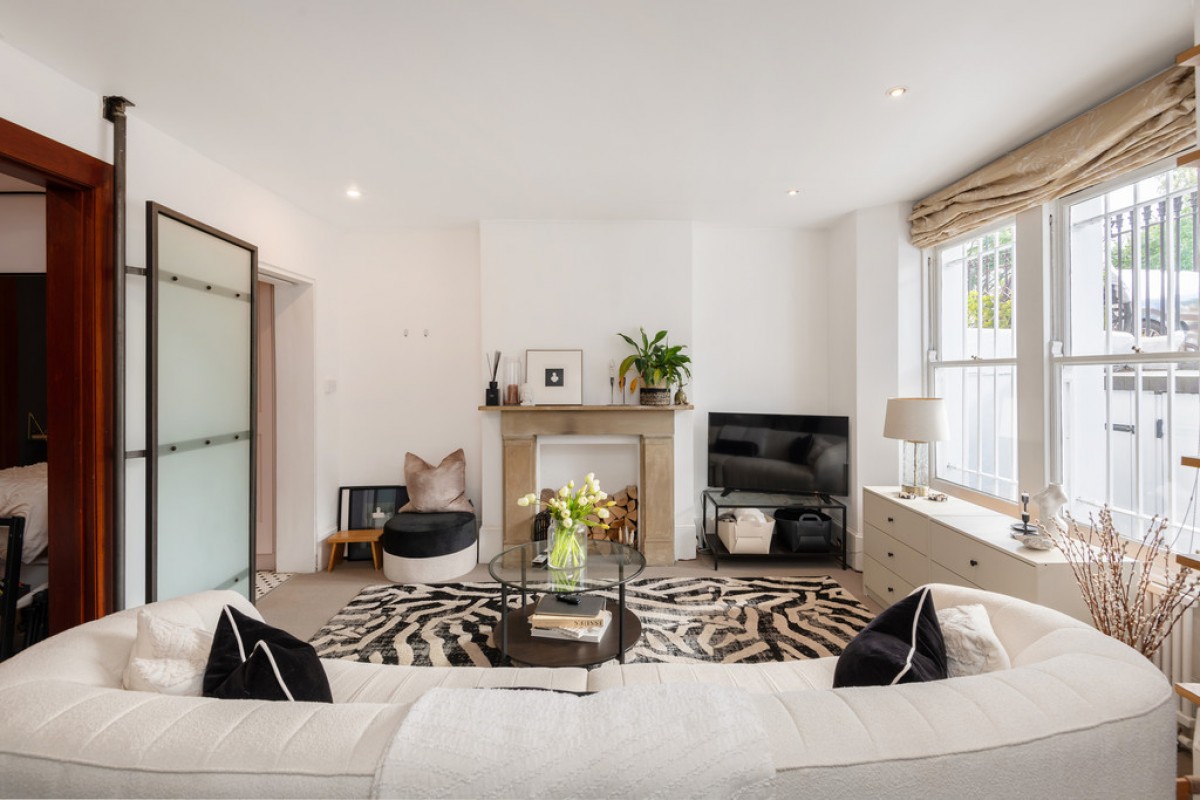 Making it look simple - View 9