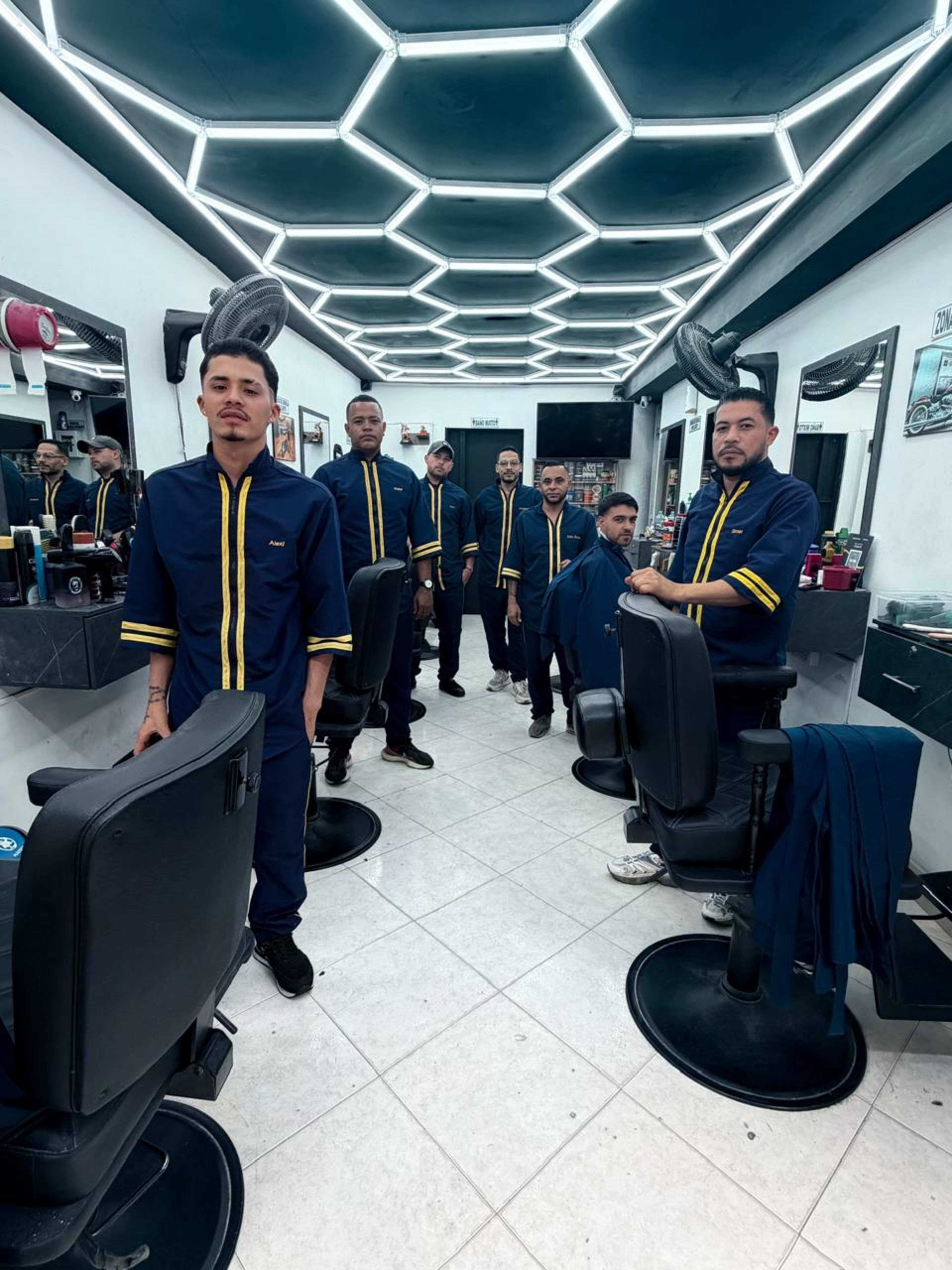 Los mejores barberos de Medellín - Classic Barbería