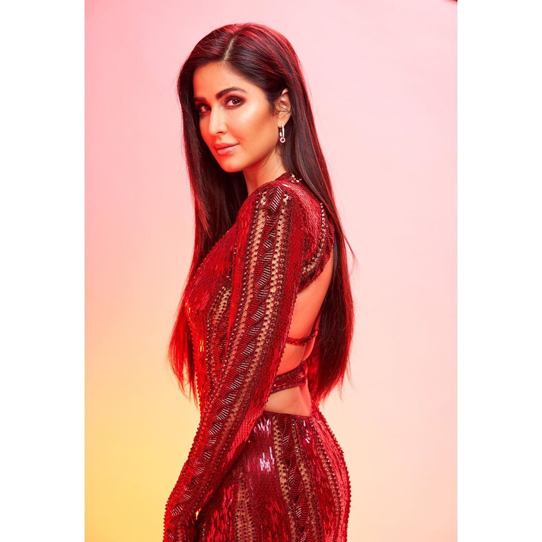 Dazzlerr: Katrina Kaif Stuns in a Red Gown at IIFA 2019 – Precursor Party