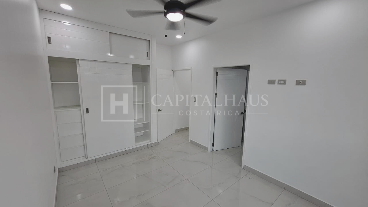 Apartamento Premium Sabanilla 11