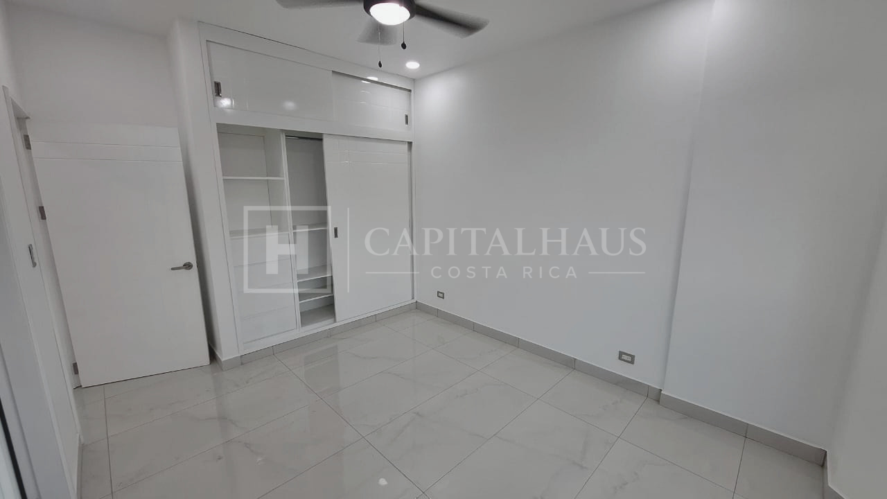 Apartamento Premium Sabanilla 13
