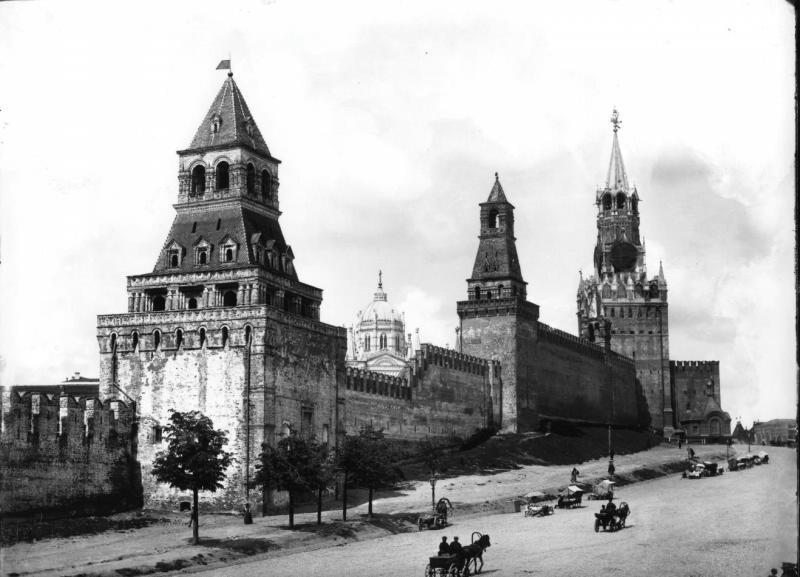 Встречи виртуальные — знания реальные: Музей Москвы запускает серию онлайн-бесед о чрезвычайных ситуациях