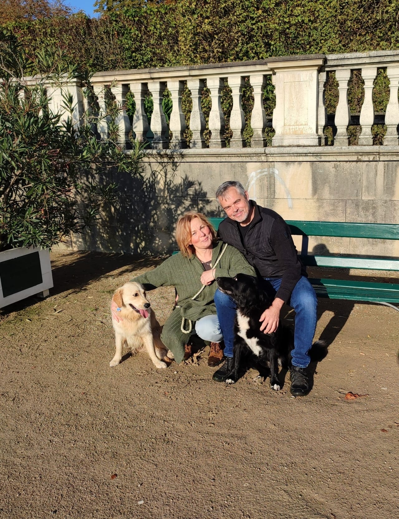 Frank & Susanne mit den Hunden