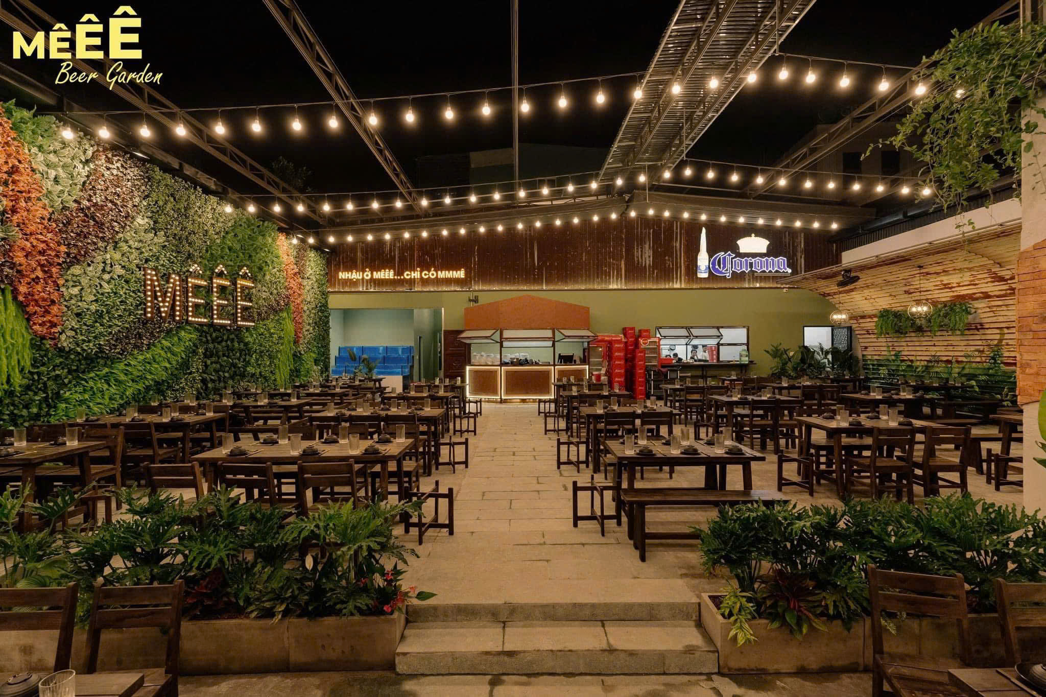 Toàn cảnh dự án thi công nhà hàng MÊ Beer Garden