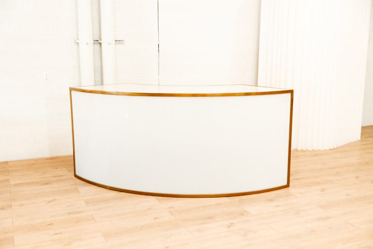1/4 Curve Avenue Bar - Flat Gold Frame view 3