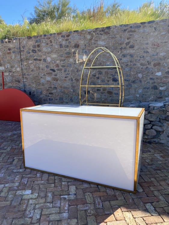 6ft Avenue Bar - Gold Frame view 4
