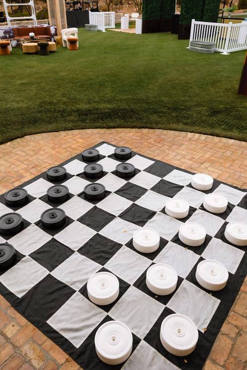 Giant Checkers Game view 5