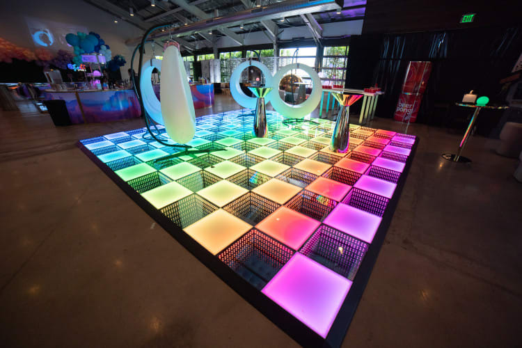 Infinity Glow Dance Floor - 20ft x 20ft view 2
