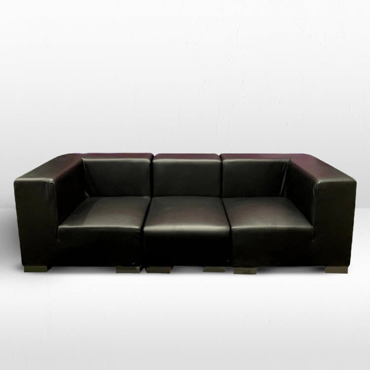 Mondrian Sofa - Black view 4