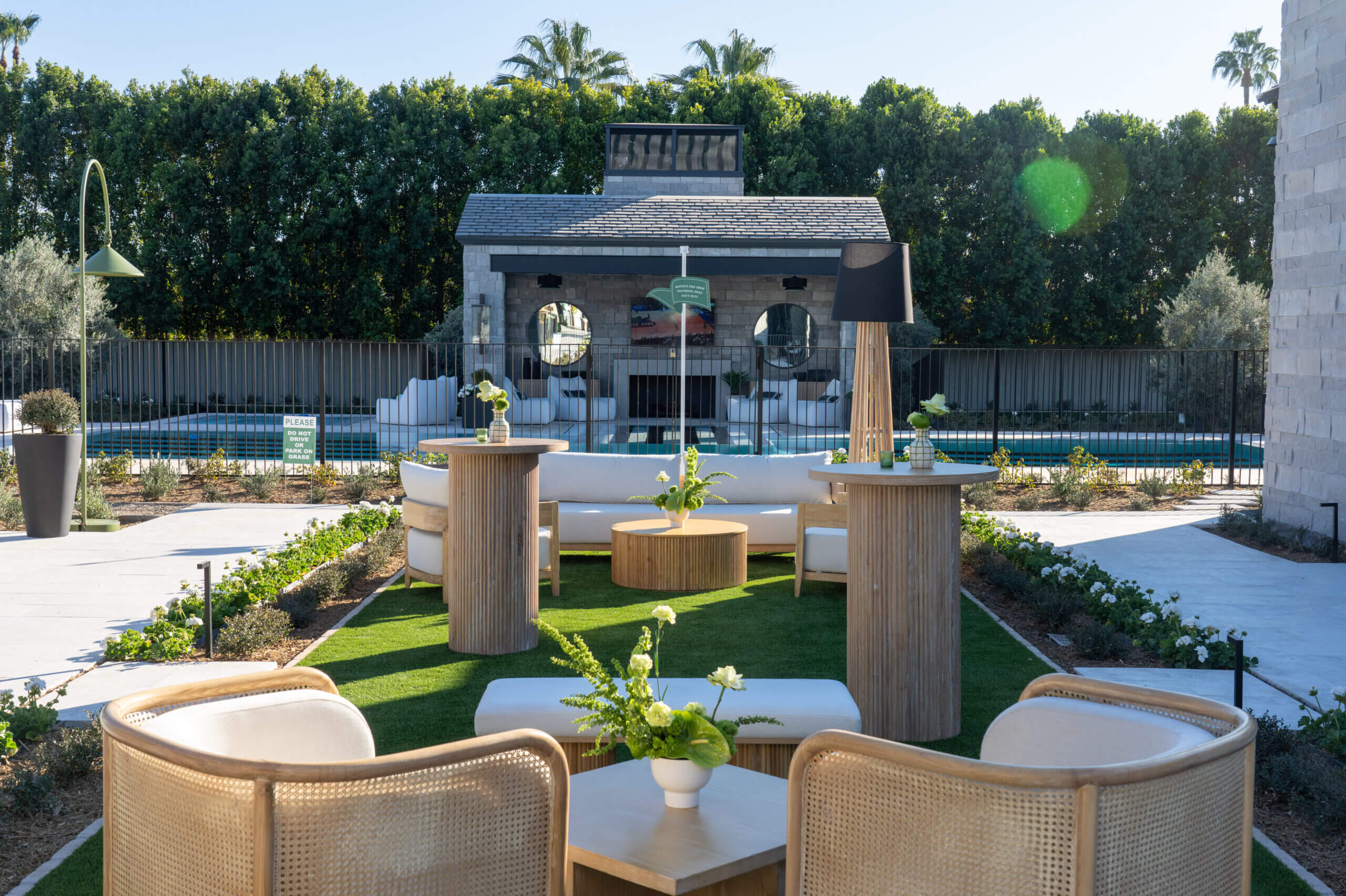 ash lounge rentals