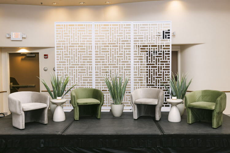 Staging for Rent in Phoenix, AZ