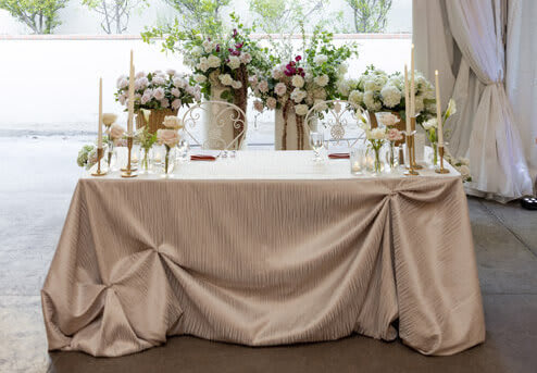 sweetheart table vs head table