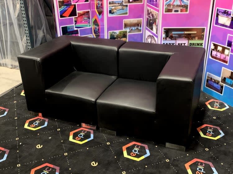 Mondrian Loveseat - Black view 3