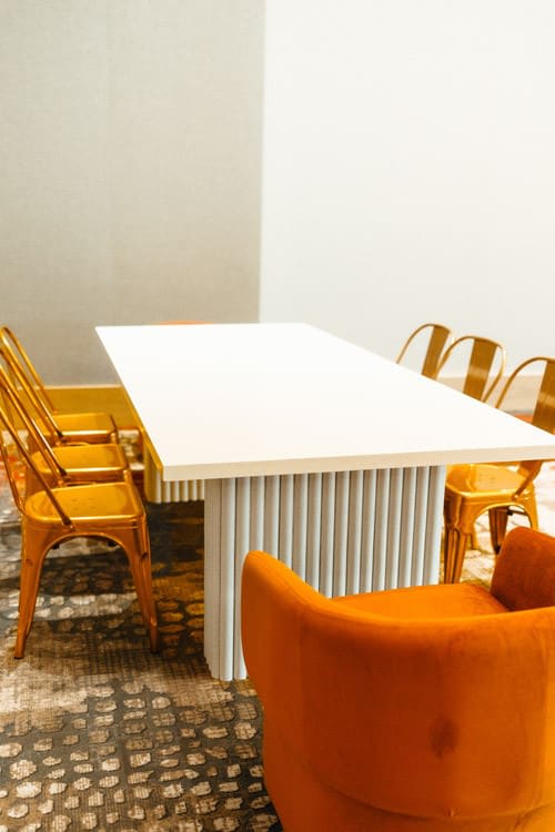 Raven Dining Table - White view 4