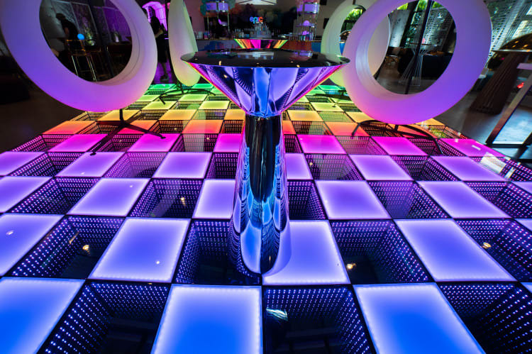 Royalty Cocktail Table - Silver view 4