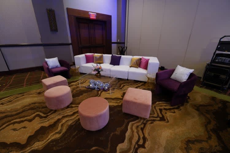 Mondrian Sofa XL - White view 4