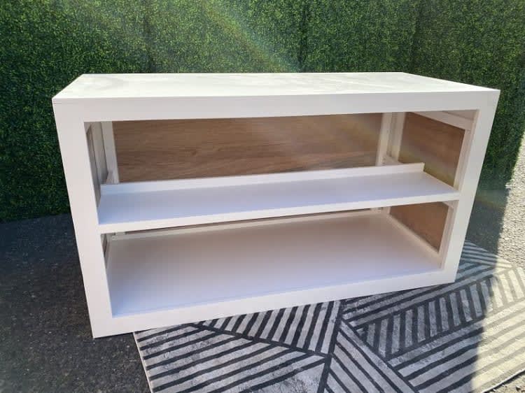 Brooks 6ft White Bar view 4