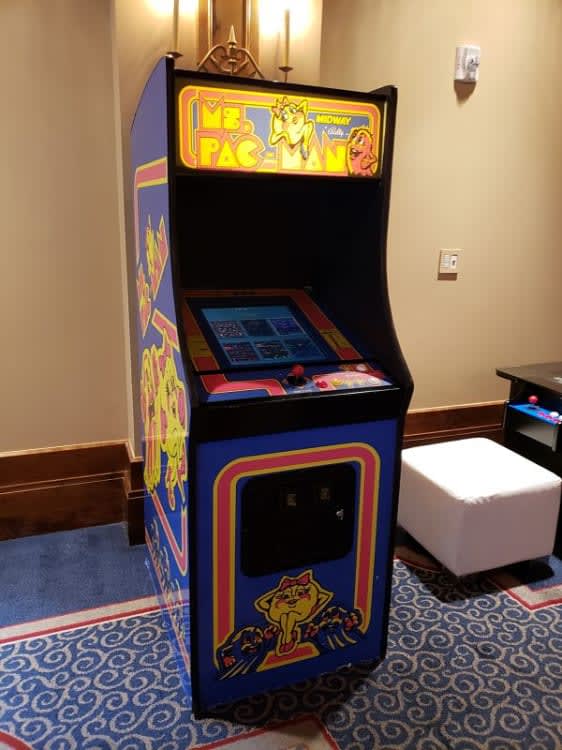 Ms Pacman Arcade Game view 2