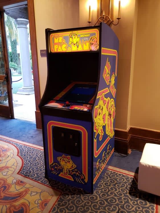 Ms Pacman Arcade Game view 3