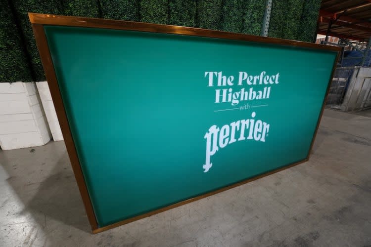 6ft Avenue Bar - Gold Frame view 5